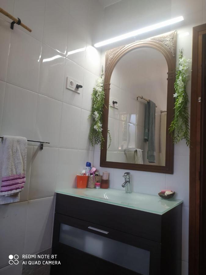 Habitacion Privada En Casa Particular, Montana Olesa de Bonesvalls Экстерьер фото